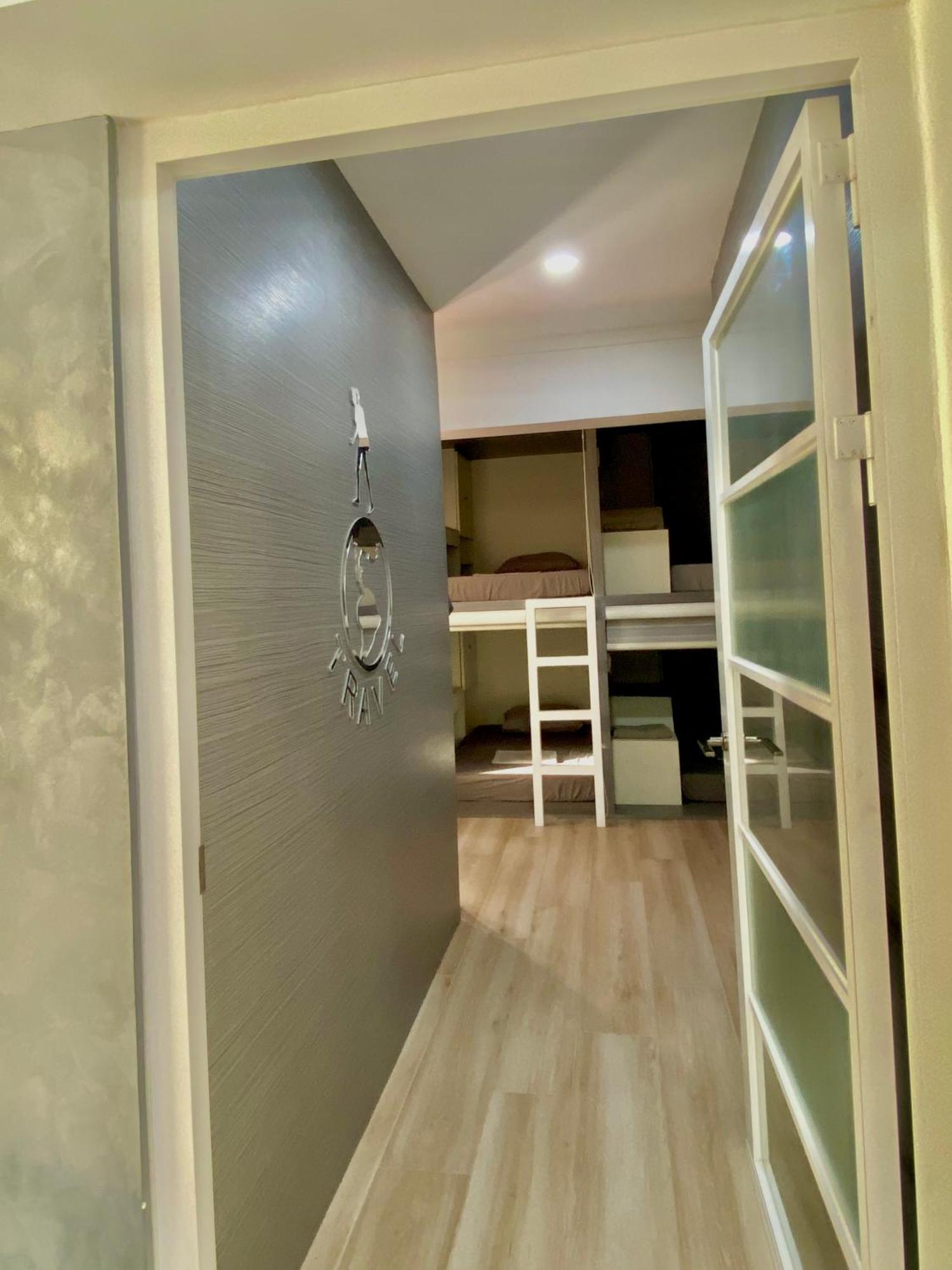 Otravel Hostel 5 Minutes From Mactan Airport Lapu-Lapu City Zewnętrze zdjęcie